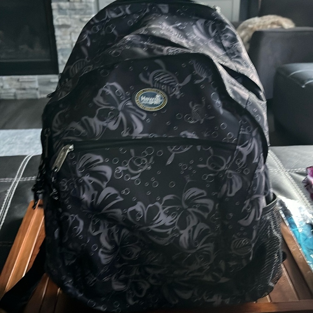Hawaii Spirit backpack. Excellent condition.​